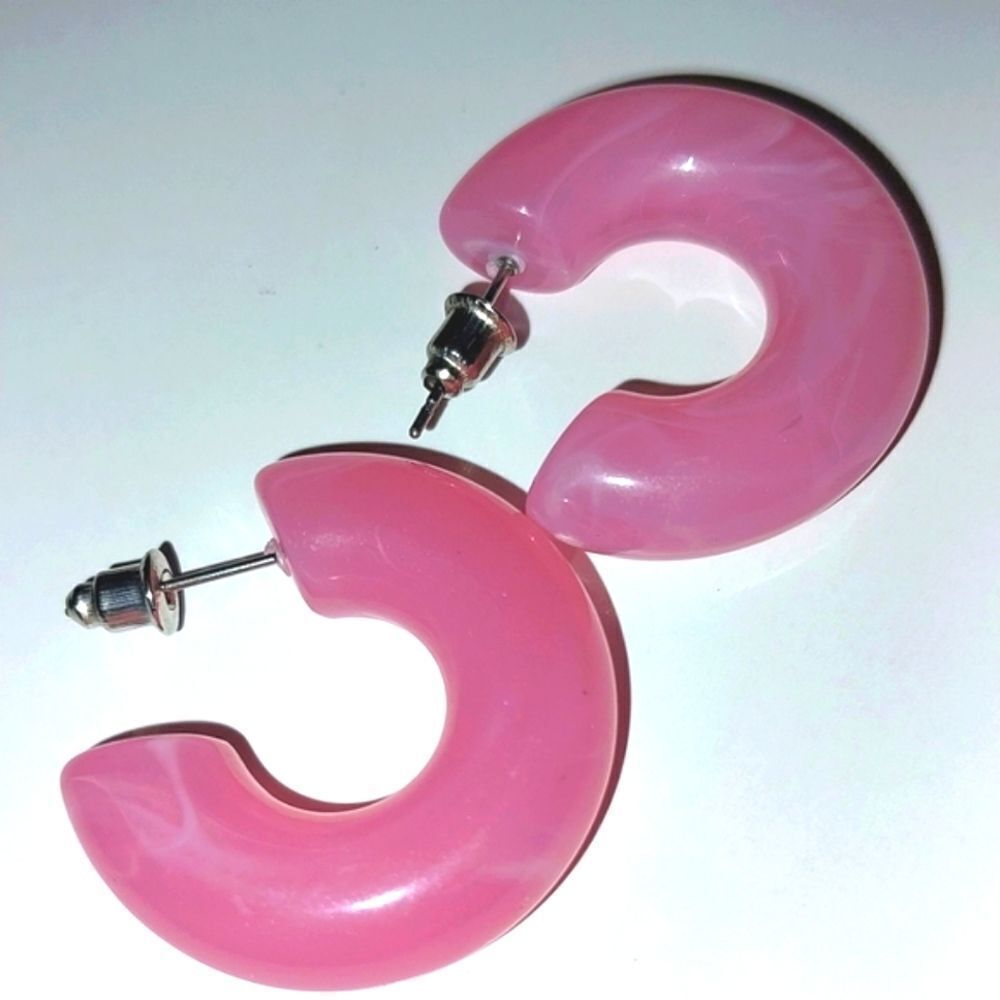 Ladies Pink Super cute candy color fashion earrings